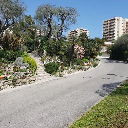 Appartement T1, Piscine, Tennis, Wifi, 5min Mer, Juan-les-pins *